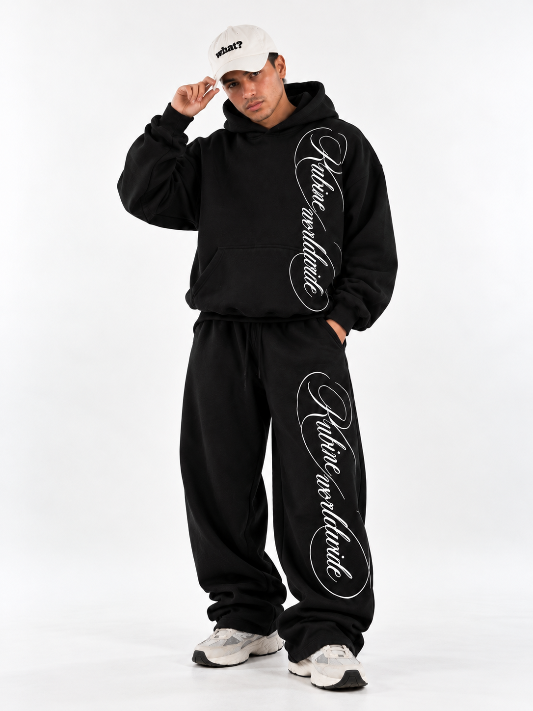 Rubine® Worldwide Tracksuit –  Black
