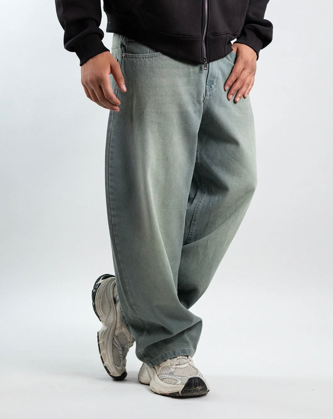 Light Vintage Balloon Denim